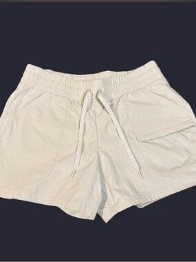 Avalanche Women's Light blue/Cream Athletic Drawstring Shorts with mesh pocket